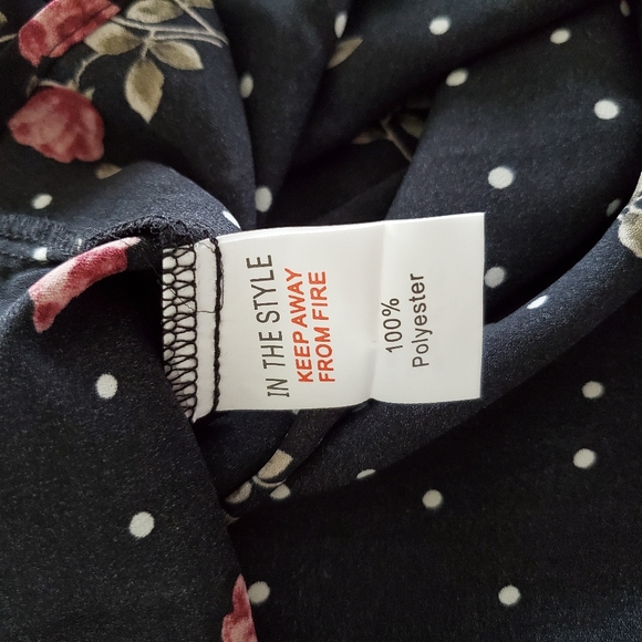 NWT ASOS PLUS size 18 Balloon Sleeve Floral Blouse - Picture 7 of 7